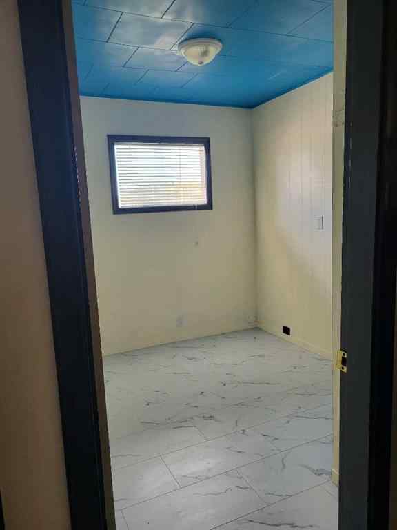 MLS® A2234637 - Unit #4916 58 Avenue   in NONE High Prairie, Residential