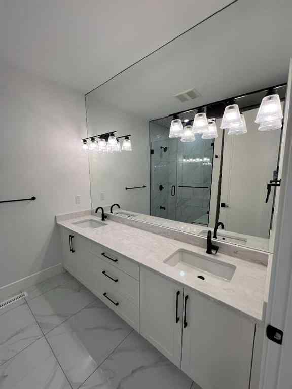 MLS® A2234652 - 236 East Lakeview Place  in East Lakeview Shores Chestermere, Residential