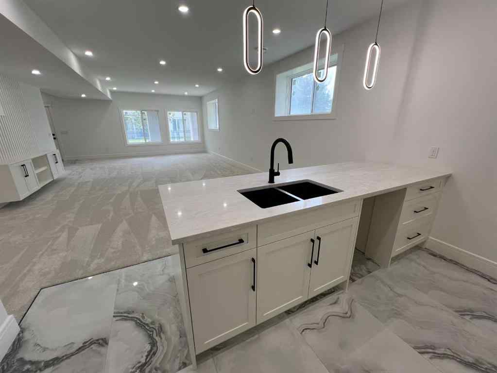 MLS® A2234652 - 236 East Lakeview Place  in East Lakeview Shores Chestermere, Residential