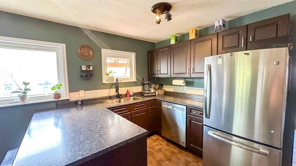 MLS® A2234674 - 1328 24 Street  in NONE Didsbury, Residential
