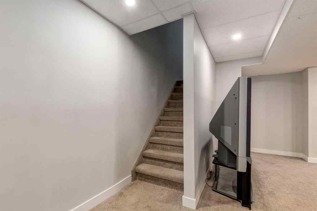 MLS® A2234690 - 212 Deerview Court SE in Deer Ridge Calgary, Residential