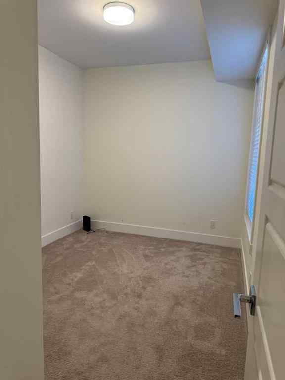 MLS® A2234694 - Unit #105 3320 3 Avenue NW in Parkdale Calgary, Residential