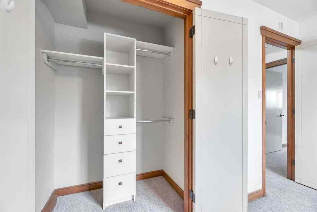 MLS® A2234697 - Unit #209 315 50 Avenue SW in Windsor Park Calgary, Residential