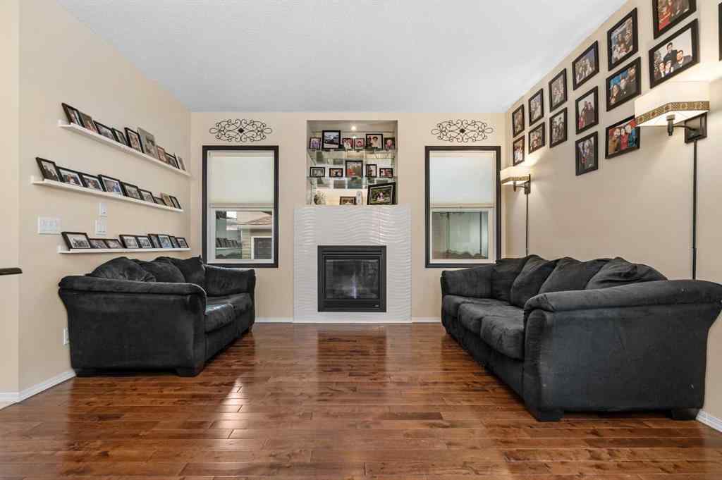 MLS® A2234699 - 80 Legacy Crescent SE in Legacy Calgary, Residential
