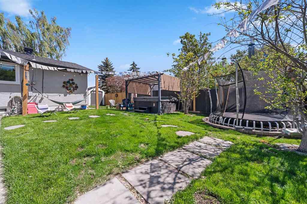 MLS® A2234703 - 80 Allandale Close SE in Acadia Calgary, Residential