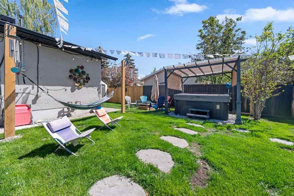 MLS® A2234703 - 80 Allandale Close SE in Acadia Calgary, Residential