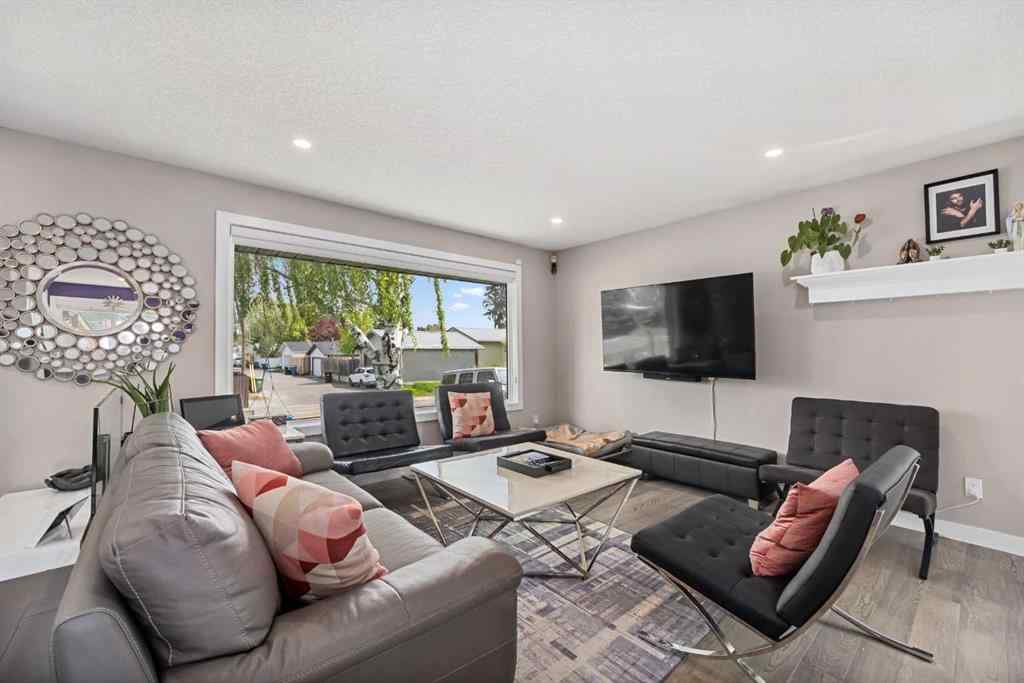 MLS® A2234703 - 80 Allandale Close SE in Acadia Calgary, Residential