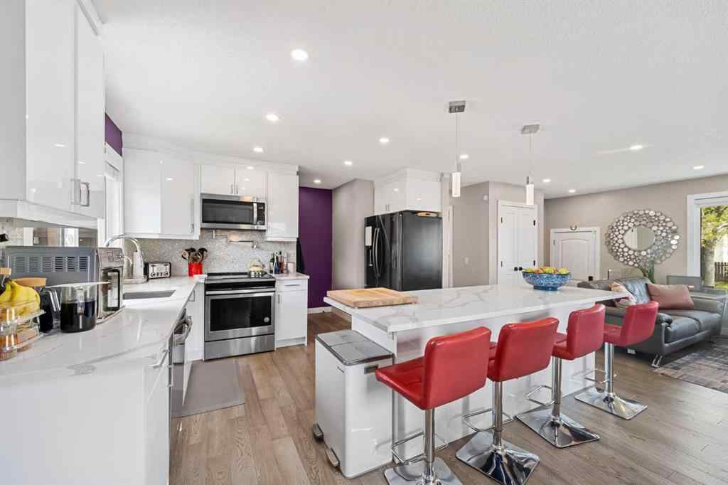 MLS® A2234703 - 80 Allandale Close SE in Acadia Calgary, Residential