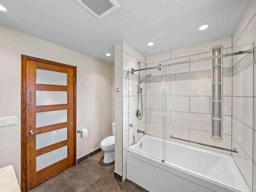 MLS® A2234735 - 146 Edgeview Road NW in Edgemont Calgary, Residential