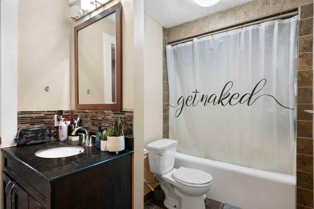 MLS® A2234737 - 2505 14 Avenue SE in Albert Park/Radisson Heights Calgary, Residential