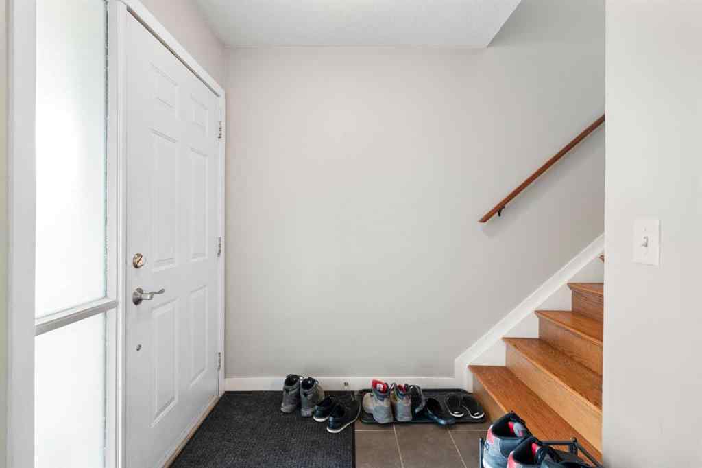 MLS® A2234737 - 2505 14 Avenue SE in Albert Park/Radisson Heights Calgary, Residential