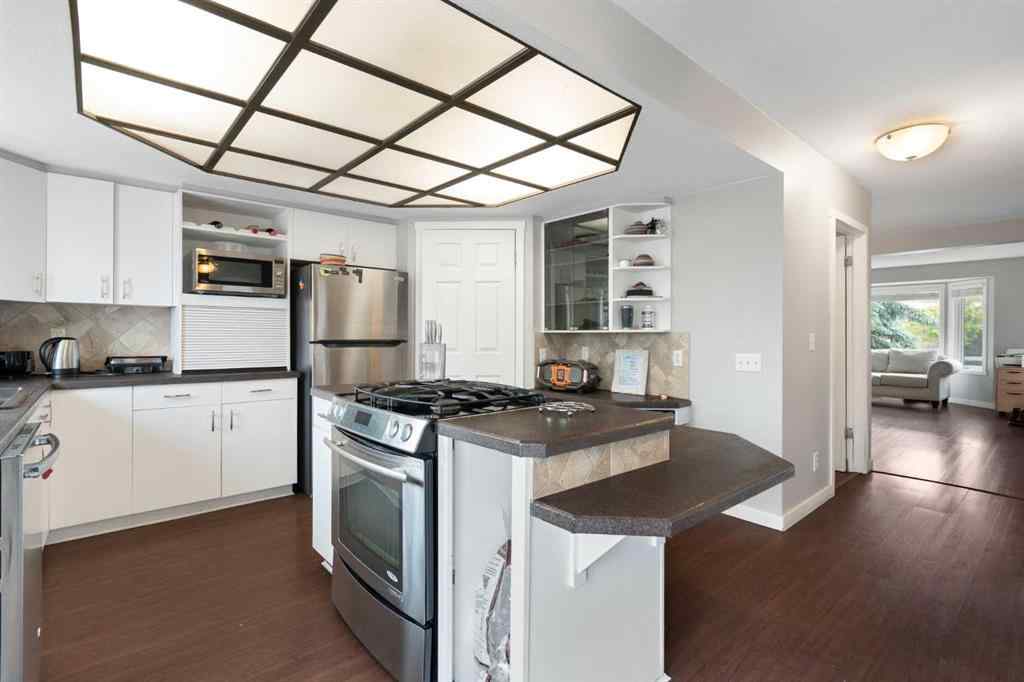MLS® A2234737 - 2505 14 Avenue SE in Albert Park/Radisson Heights Calgary, Residential
