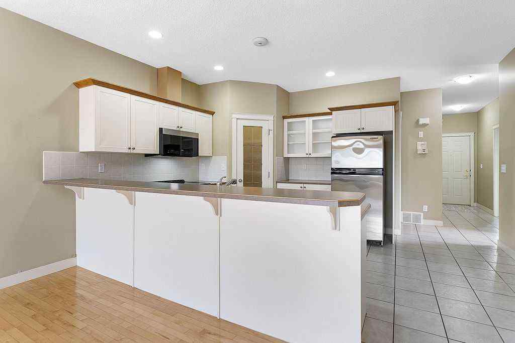 MLS® A2234742 - 1025 3 Street SW in NONE Diamond Valley, Residential