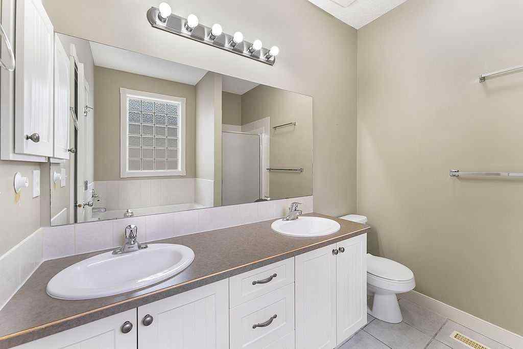 MLS® A2234742 - 1025 3 Street SW in NONE Diamond Valley, Residential
