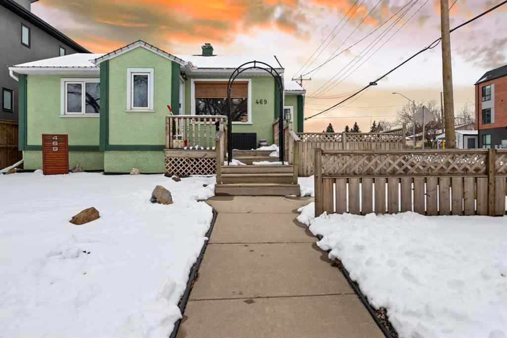 MLS® A2234750 - 2214 4 Street NW in Mount Pleasant Calgary, Residential
