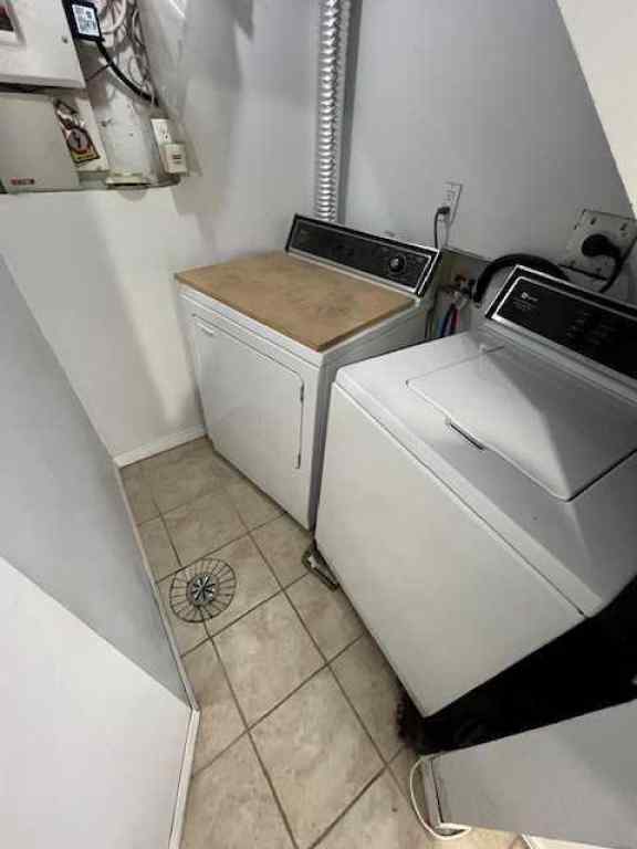 MLS® A2234750 - 2214 4 Street NW in Mount Pleasant Calgary, Residential