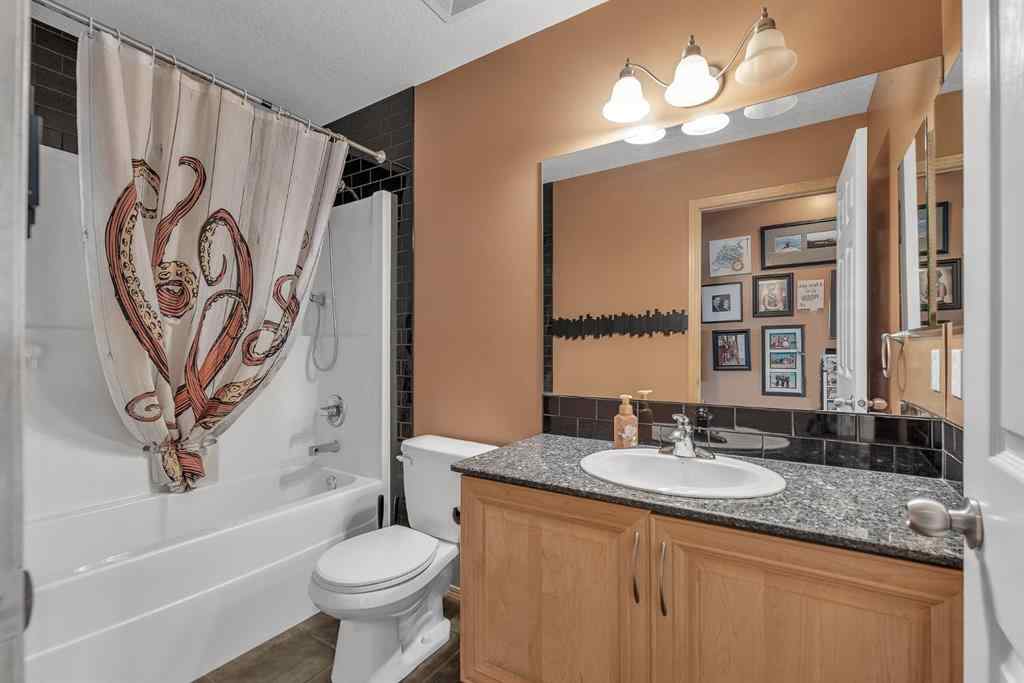 MLS® A2234754 - 116 Seagreen Link  in Rainbow Falls Chestermere, Residential