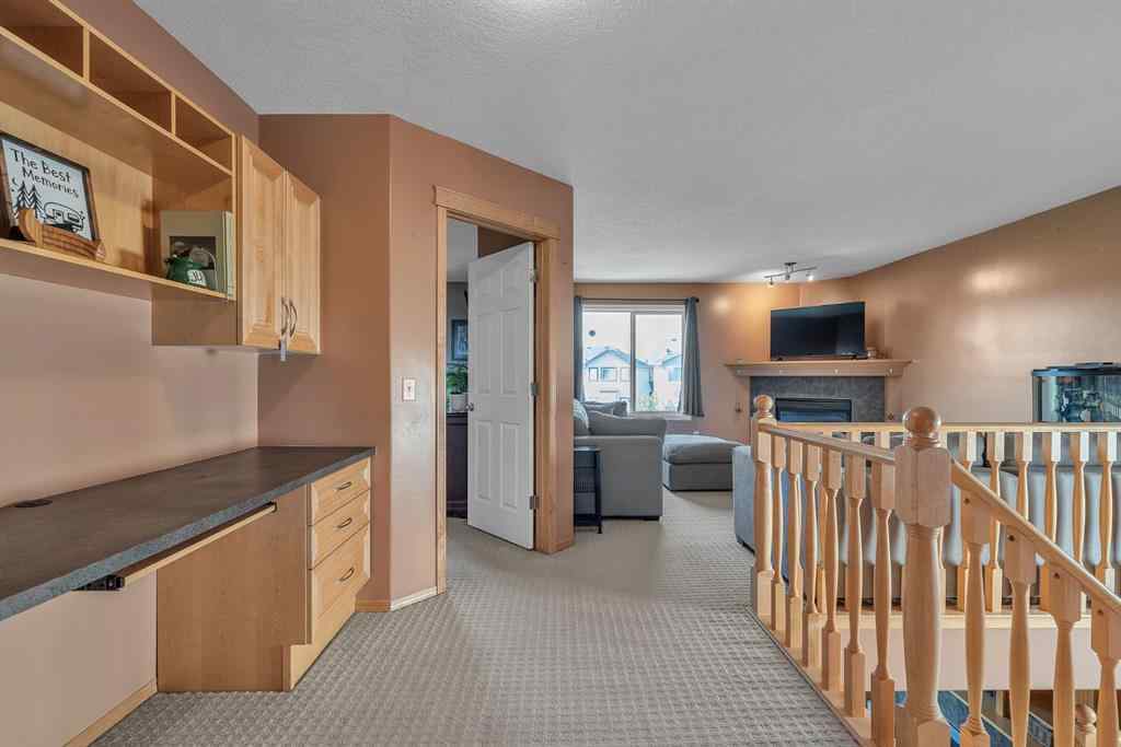 MLS® A2234754 - 116 Seagreen Link  in Rainbow Falls Chestermere, Residential