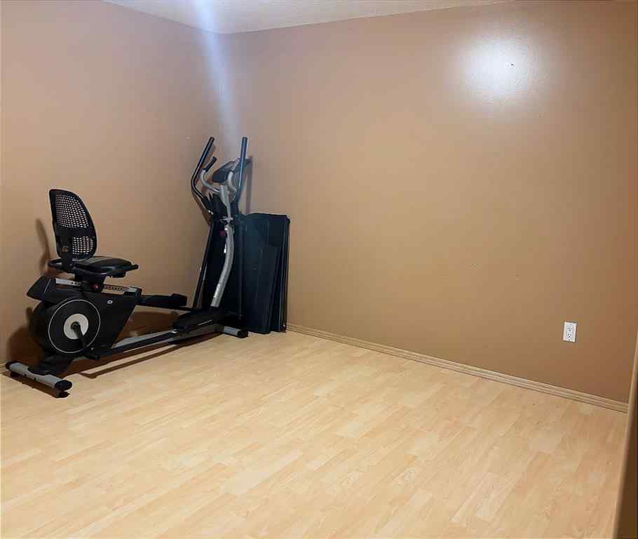 MLS® A2234754 - 116 Seagreen Link  in Rainbow Falls Chestermere, Residential