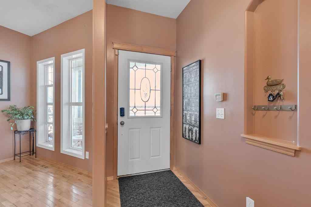 MLS® A2234754 - 116 Seagreen Link  in Rainbow Falls Chestermere, Residential