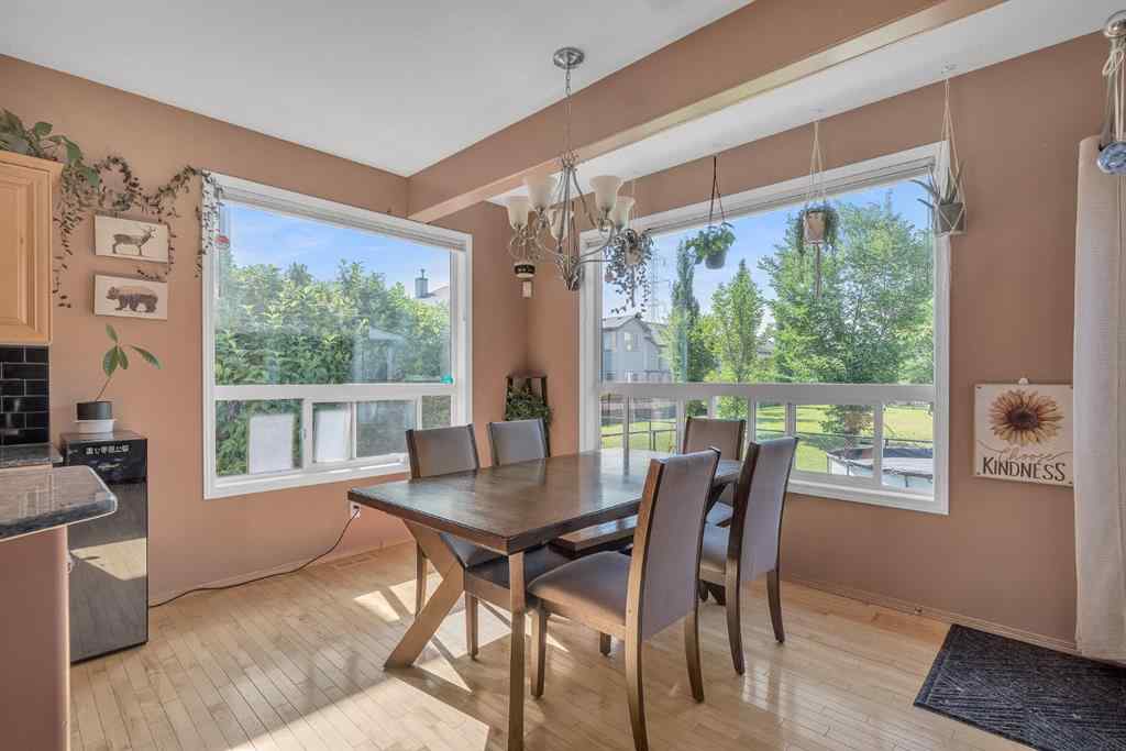 MLS® A2234754 - 116 Seagreen Link  in Rainbow Falls Chestermere, Residential