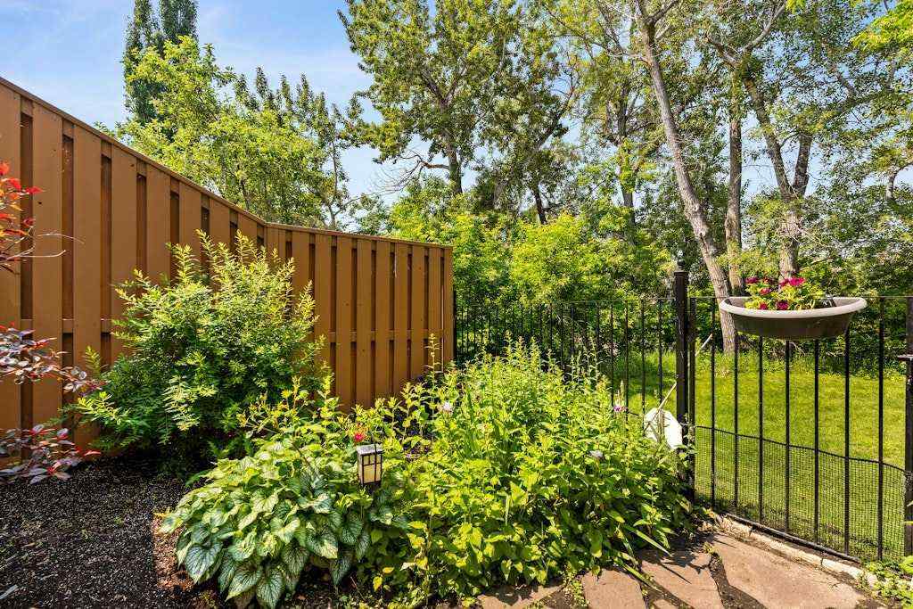 MLS® A2234768 - 2421 Erlton Street SW in Erlton Calgary, Residential