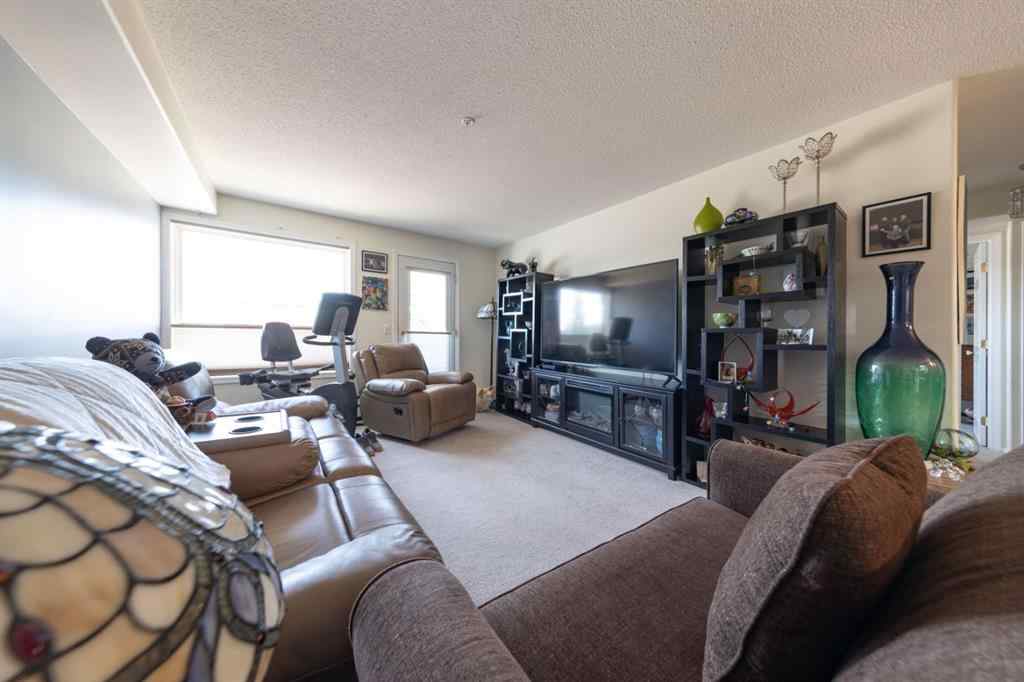 MLS® A2234782 - Unit #102 5116 49 Street  in Central Business District Lloydminster, Residential