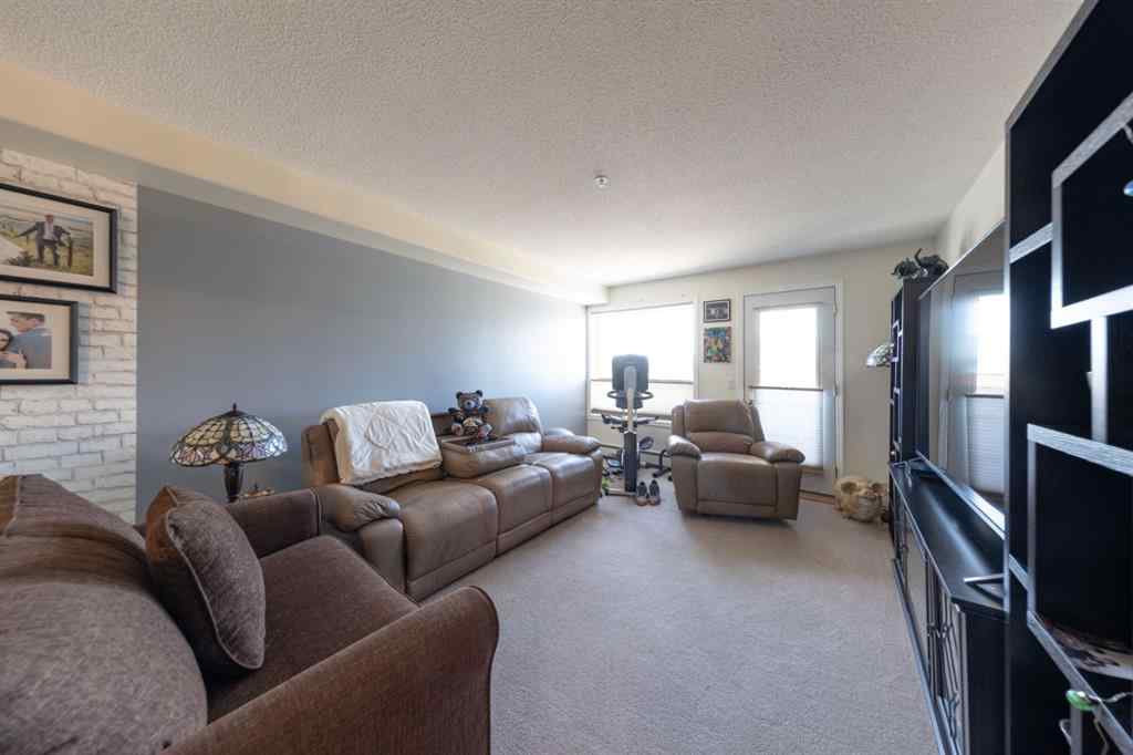 MLS® A2234782 - Unit #102 5116 49 Street  in Central Business District Lloydminster, Residential