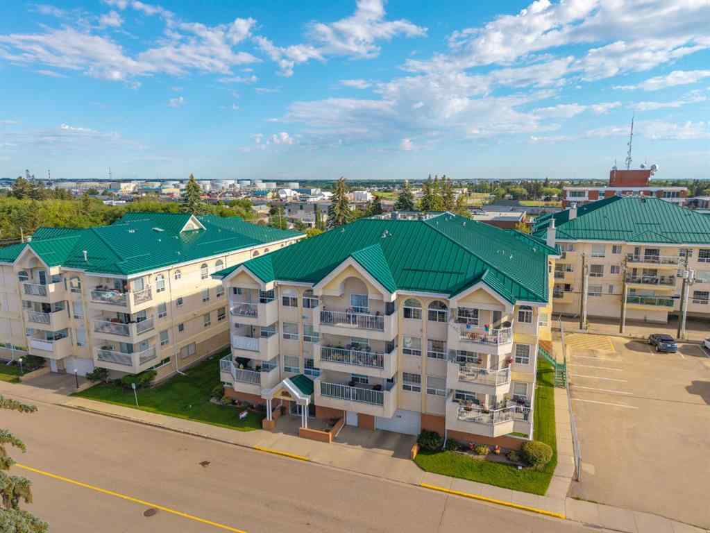 MLS® A2234782 - Unit #102 5116 49 Street  in Central Business District Lloydminster, Residential