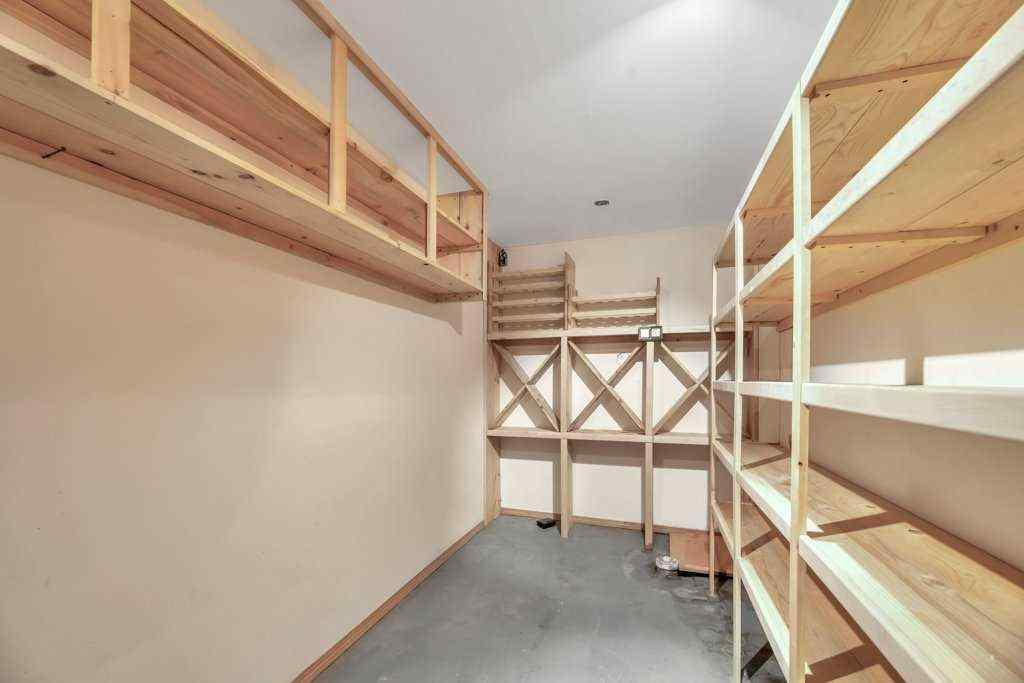 MLS® A2234797 - 764 East Chestermere Drive  in East Chestermere Chestermere, Residential