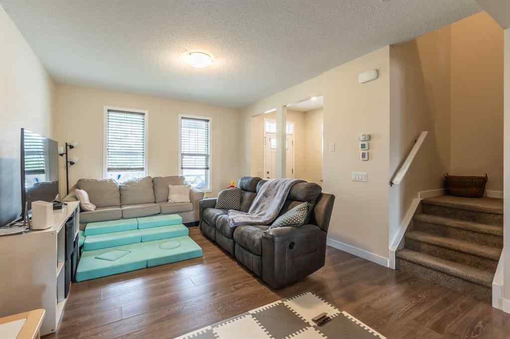 MLS® A2234812 - 70 Evanscrest Road NW in Evanston Calgary, Residential