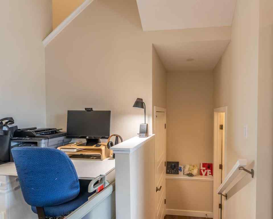 MLS® A2234812 - 70 Evanscrest Road NW in Evanston Calgary, Residential