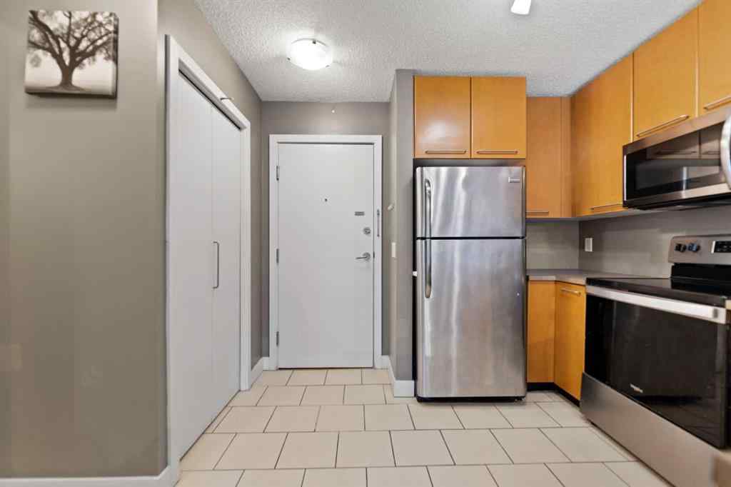 MLS® A2234817 - Unit #202 35 Richard Court SW in Lincoln Park Calgary, Residential