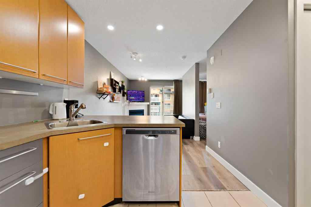 MLS® A2234817 - Unit #202 35 Richard Court SW in Lincoln Park Calgary, Residential