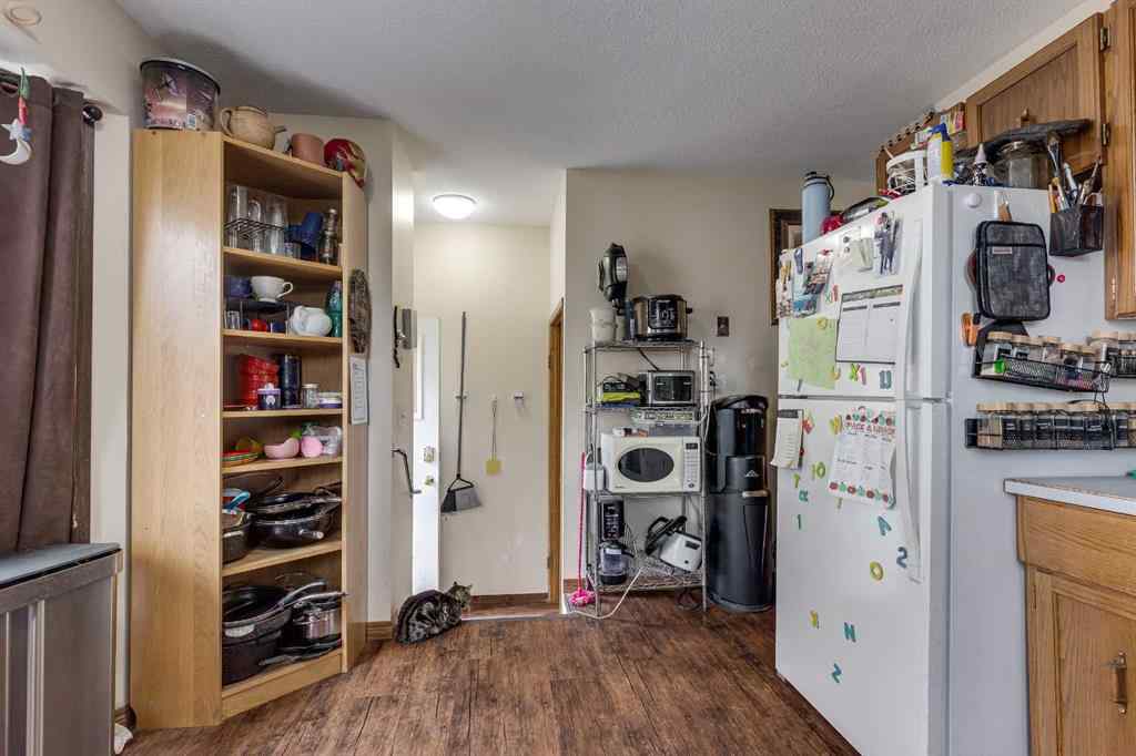 MLS® A2234823 - 77 EASTMAN Crescent  in Eastview Estates Red Deer, Residential