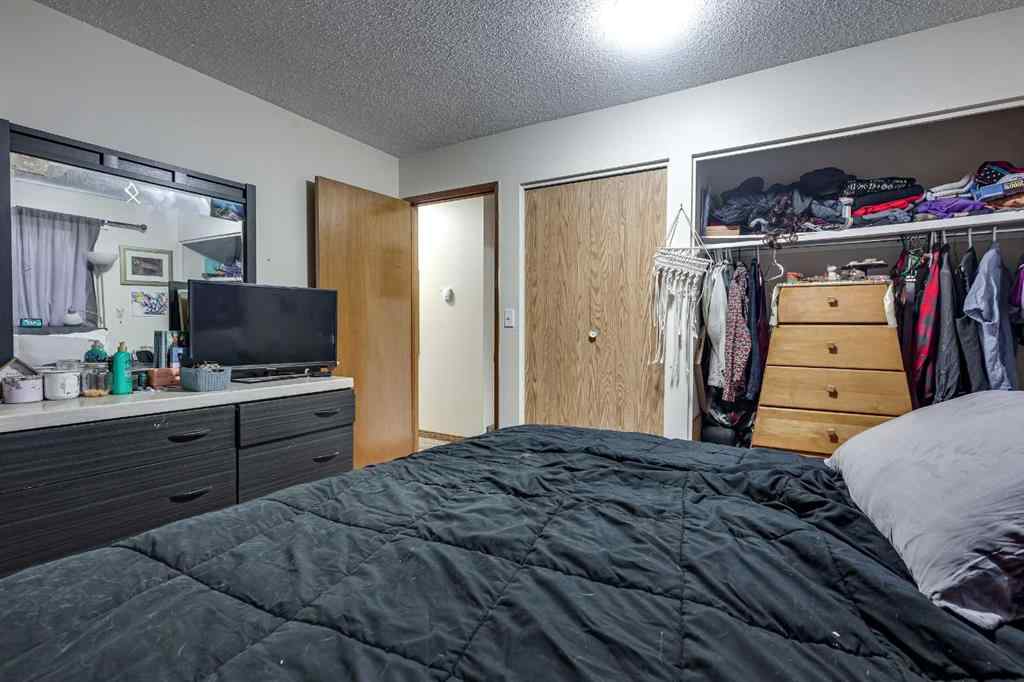 MLS® A2234823 - 77 EASTMAN Crescent  in Eastview Estates Red Deer, Residential