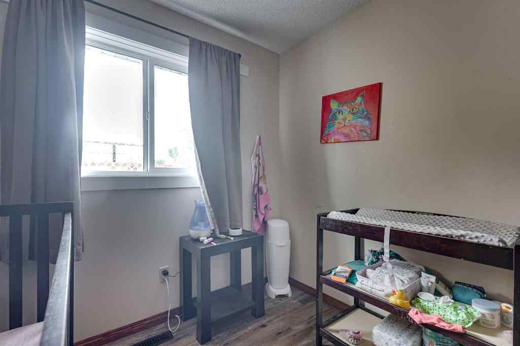 MLS® A2234823 - 77 EASTMAN Crescent  in Eastview Estates Red Deer, Residential
