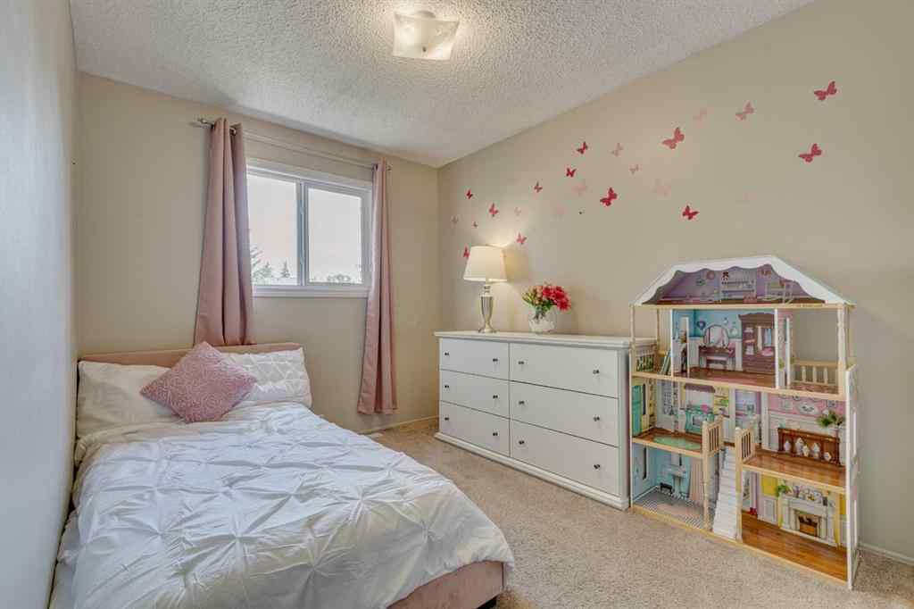 MLS® A2234845 - 85 Cedardale Crescent SW in Cedarbrae Calgary, Residential