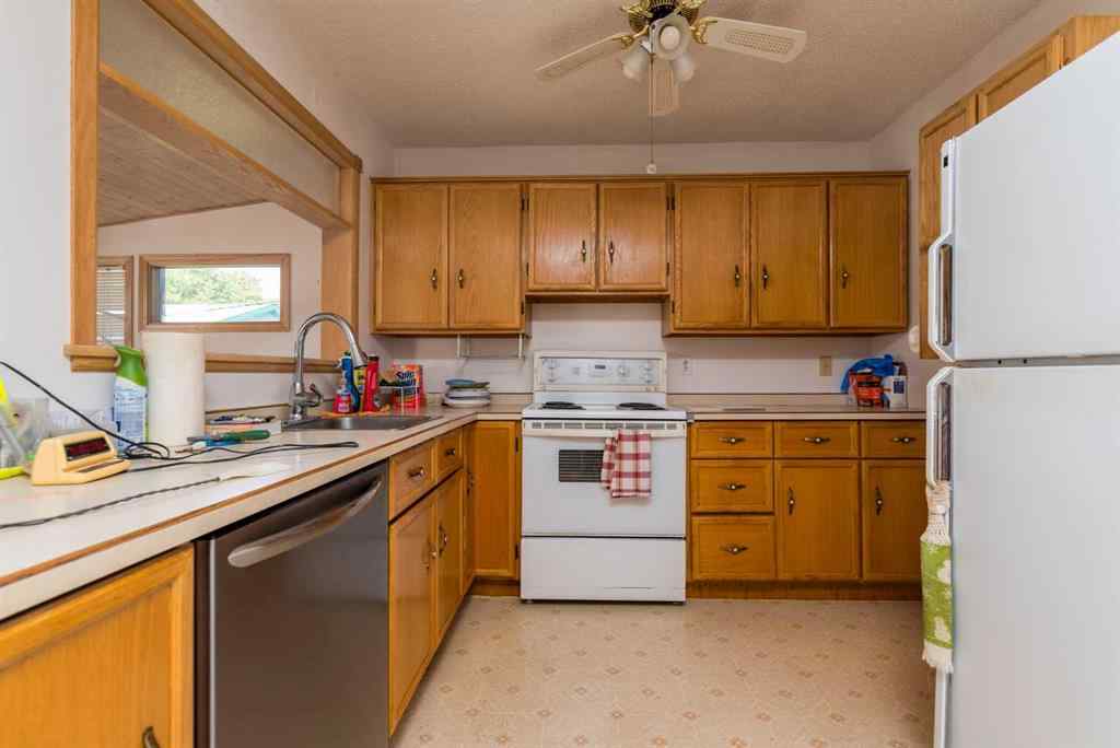 MLS® A2234852 - 5205 32 Street  in Steele Heights Lloydminster, Residential