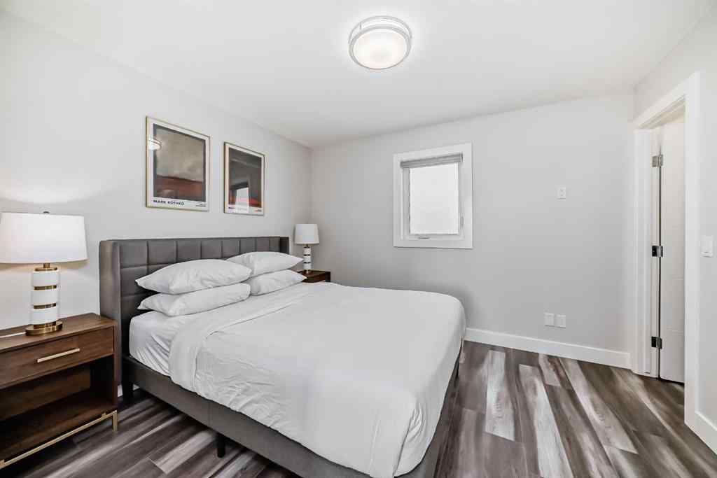 MLS® A2234866 - 301 5 Avenue NE in Crescent Heights Calgary, Multi-Family