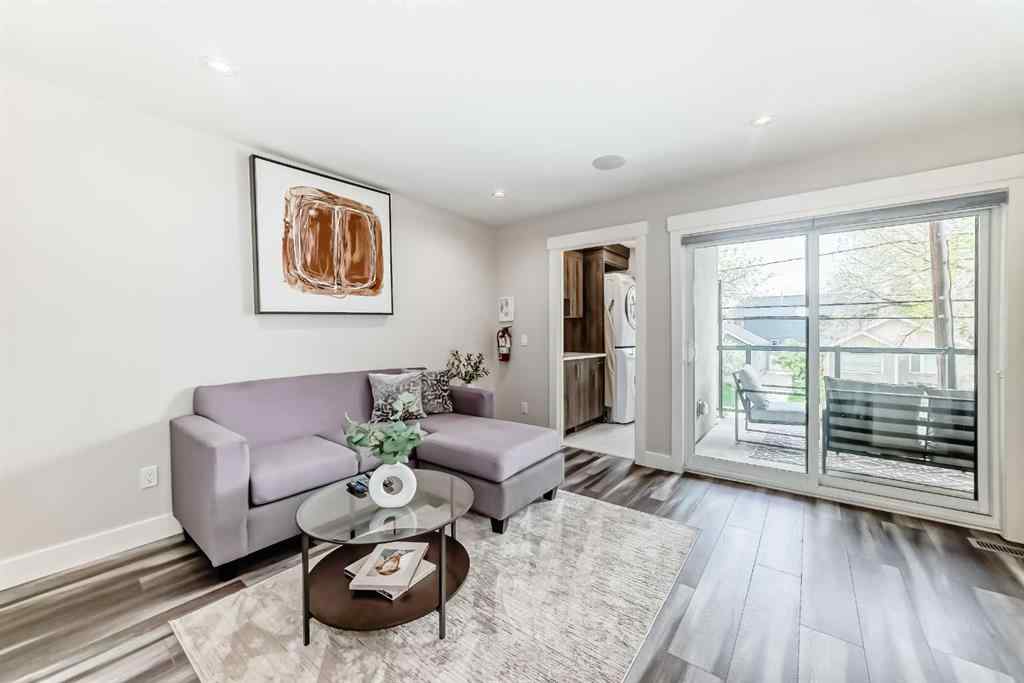 MLS® A2234866 - 301 5 Avenue NE in Crescent Heights Calgary, Multi-Family