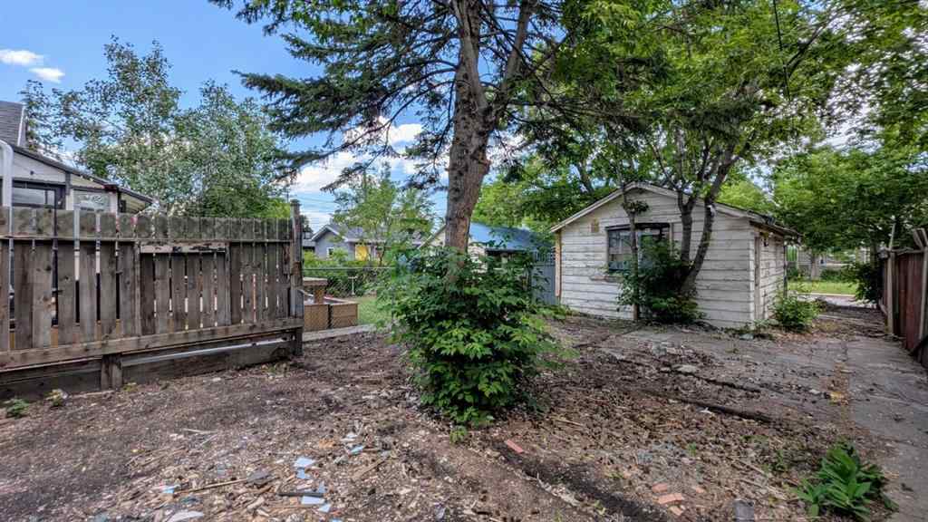 MLS® A2234875 - 2916 17 Street SE in Inglewood Calgary, Residential