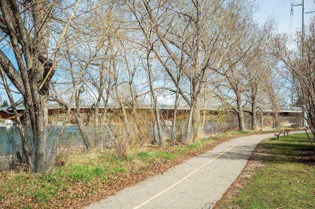 MLS® A2234875 - 2916 17 Street SE in Inglewood Calgary, Residential