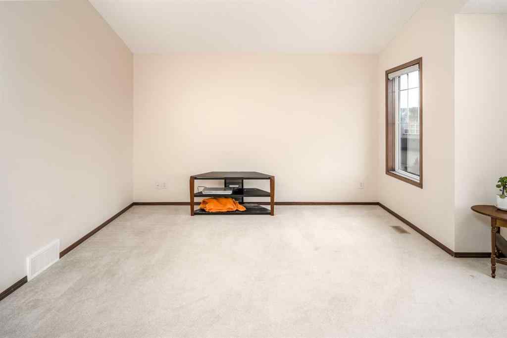 MLS® A2234877 - 109 St Moritz Place SW in Springbank Hill Calgary, Residential