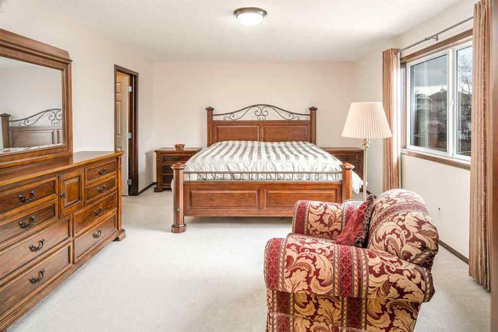 MLS® A2234877 - 109 St Moritz Place SW in Springbank Hill Calgary, Residential