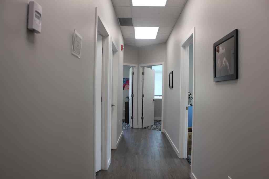 MLS® A2234894 - 2810 13 Avenue SE in Cottonwood Medicine Hat, Commercial