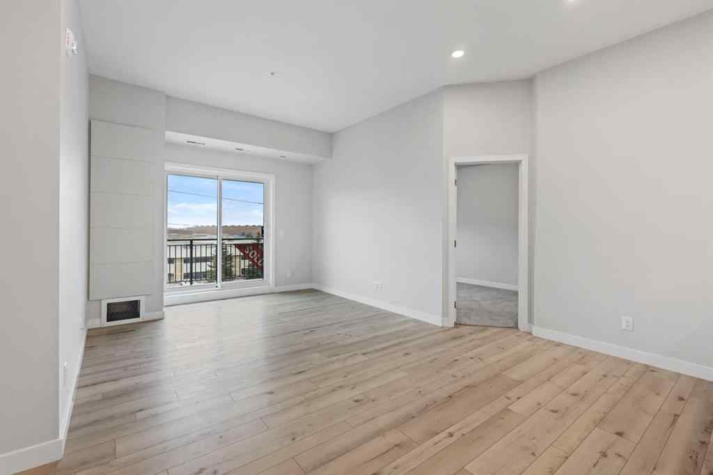 MLS® A2234934 - Unit #423 255 Les Jardins Park SE in Douglasdale/Glen Calgary, Residential