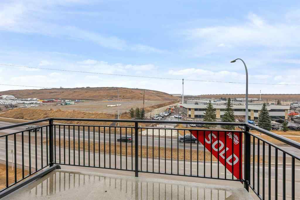 MLS® A2234934 - Unit #423 255 Les Jardins Park SE in Douglasdale/Glen Calgary, Residential