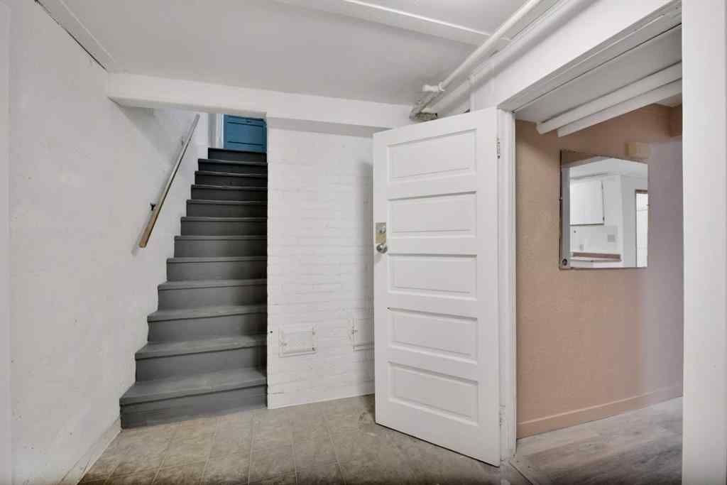 MLS® A2234936 - 5527 49A Avenue  in Downtown Red Deer Red Deer, Residential