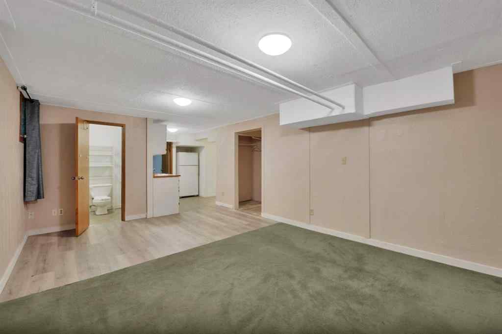 MLS® A2234936 - 5527 49A Avenue  in Downtown Red Deer Red Deer, Residential
